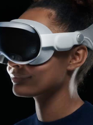 Vision Pro doczekają się wsparcia kontrolerów od PS VR2