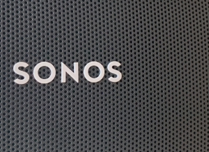 Roam - nowy przenośny głośnik od Sonos