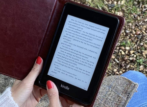 Amazon pokazuje nowy czytnik Kindle z rysikiem